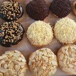 DONAT PAKET9 KEJU COCLAT ALMON